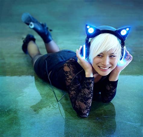 Brookstone Cat Ear Headphones Review Cute But Not 150 Cute