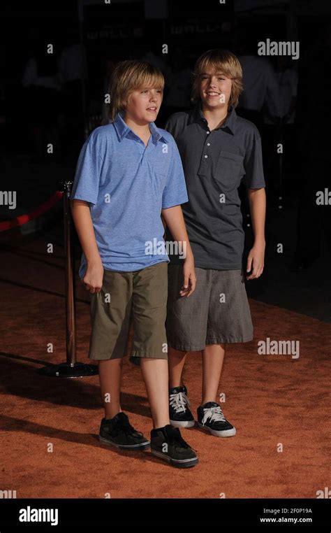 Cole And Dylan Sprouse 21