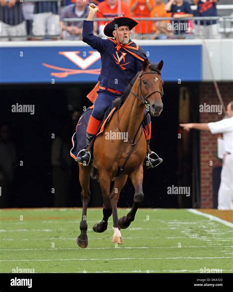 University Of Virginia Mascot Hi Res Stock Photography And Images Alamy