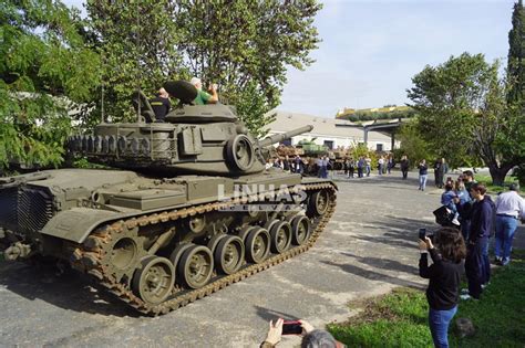 Elvas Museu Militar P E Blindados A Rolar Linhas De Elvas Norte Alentejo