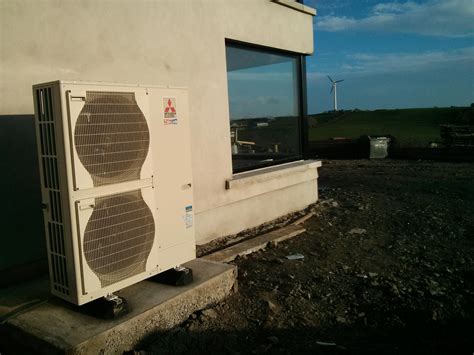 Green Energy Technology: 14kW Mitsubishi Ecodan installation