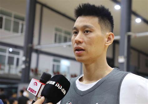 Jeremy Lin Fined 1 400 By Cba For Showing Shabby Gym In Isolation Hotel On Instagram The