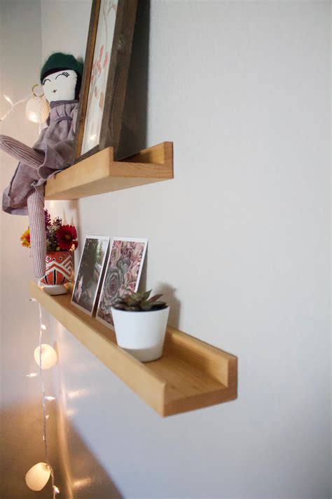 Picture Ledge Gallery Shelf For Displaying Framed Photos And Art