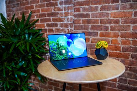 Dells New XPS Lineup Futuristic Design With Built In AI SME Tech Guru