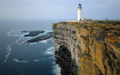 200 Lighthouse Wallpapers