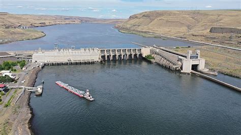 'Historic’ deal reached over Columbia River Basin fish and dams