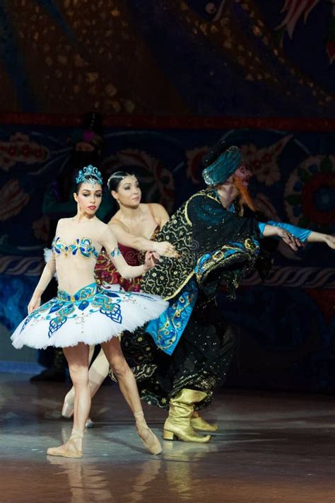 Ballet Dancer Katerina Kukhar Dancing During Ballet Corsar Editorial