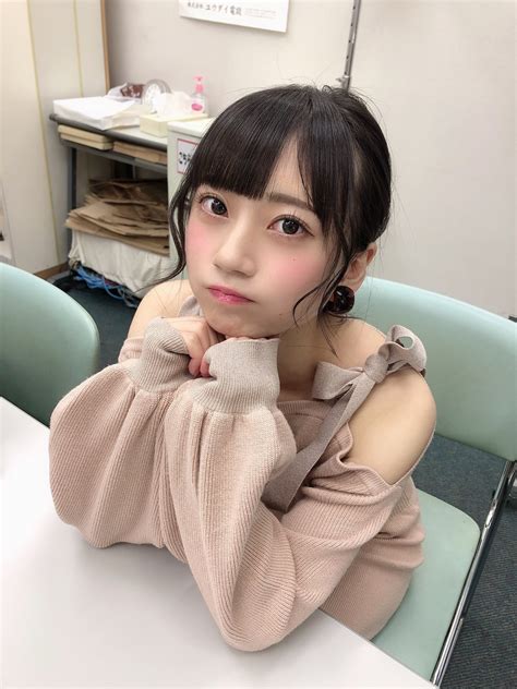 新写真集で爆乳披露した日向坂46齊藤京子がav女優七沢みあと似すぎてると話題に みんくちゃんねる