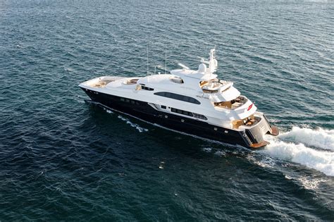 Zenith Yacht 40m Sabre Catamarans Pty Ltd Superyacht Times