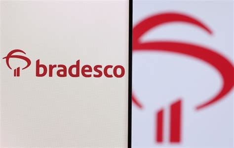 Lucro do Bradesco cai no 1º tri em base anual mas vem acima do