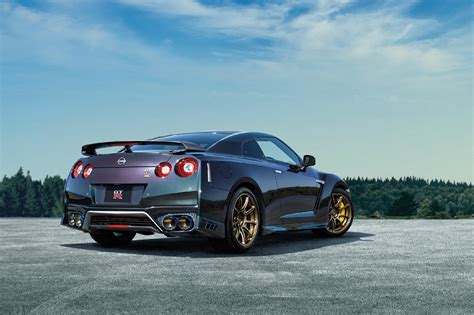 2021 Nissan Gt R Review Gt R Coupe Models Carbuzz