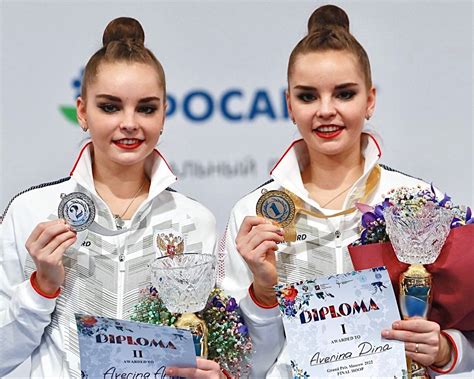 Arina And Dina Averina Russia 🇷🇺 2nd And 1st By Hoop Final Grand Prix