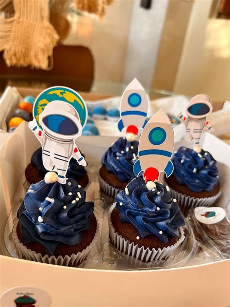 Cupcake Astronauta - Solar system cupcake recipe idea – Artofit