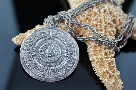 Vintage Jewelry 925 Sterling Silver Mayan Calendar Pendant Etsy