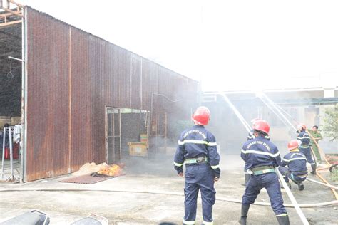 Công an huyện Châu Thành Thực tập phương án chữa cháy và cứu nạn cứu