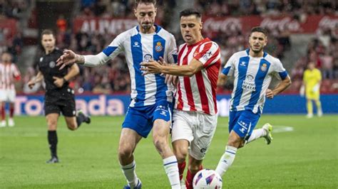 Horario y dónde ver por TV el Sporting de Gijón Espanyol de la ida de