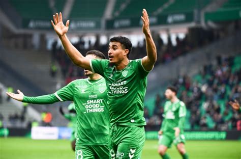 Asse Saint Etienne Annonce Une Bonne Nouvelle Avant Niort Foot Sur 7