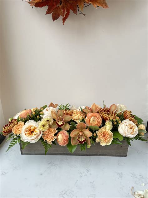 Autumnal Dining Centerpiece | Thanksgiving Floral Centerpiece