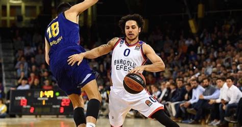 Thy Avrupa Ligi Nde Mvp Anadolu Efes Oyuncusu Larkin Oldu Son Dakika