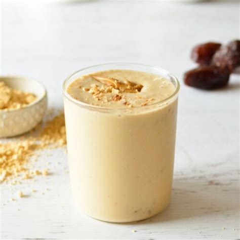 Peanut Butter Powder Smoothie - Sip Sip Smoothie