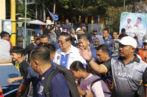 Jalan Sehat Bersama Ribuan Warga Kediri Sby Rakyat Harus Sejahtera