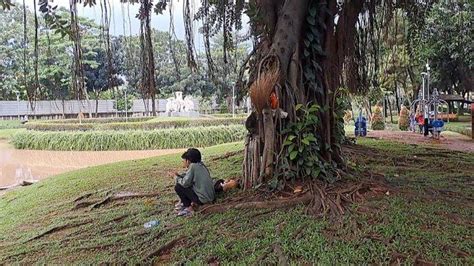 Taman Cattleya Di Palmerah Jadi Spot Ngabuburit Ramah Anak Yang Penuh