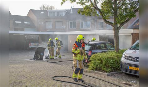 Brandweer Met Spoed Ter Plaatse Bij Brand In Garagebox Aan Het