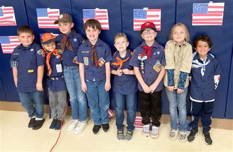 Lh Cub Scouts Take Part In Flag Ceremonies Assist Troop 711 With