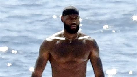 Lebron James Looks So Fit While Working Out Shirtless On A Yacht Lebron James Shirtless