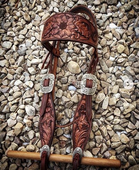 Pin by Jordanhisel on Hand tooled leather | Horse accessories, Horse ...