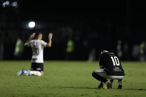 Análise Vasco Sente Desfalques Desmorona Contra O Corinthians E