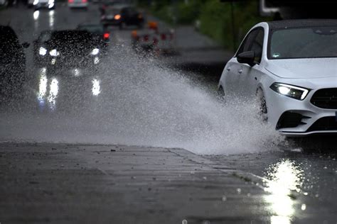 Viel Regen Und Steigende Pegelst Nde Probleme In Nrw