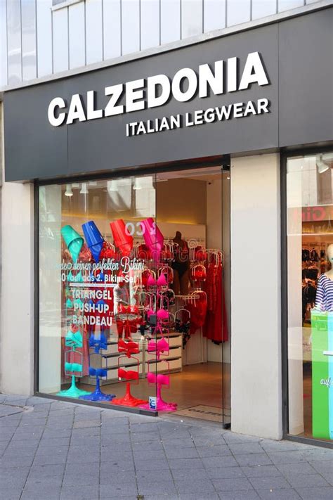 Calzedonia editorial image. Image of clothes, spain, swimwear - 28181150