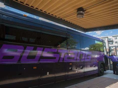 Bustang Offers Service To Broncos Games From Fort Collins Colorado Springs