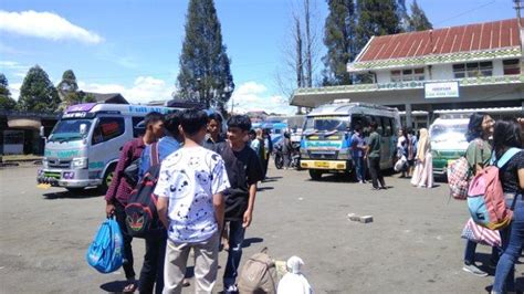 Pengusaha Bus Antar Kota Di Karo Mengeluh Jumlah Penumpang Turun Dari