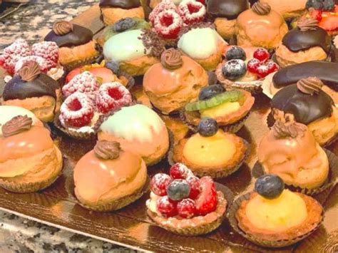 Paris Gourmet Food Tour Louvre Museums Guided Tour Getyourguide