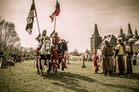 Ridderspelen Bij Kasteel Hoensbroek ZO NWS