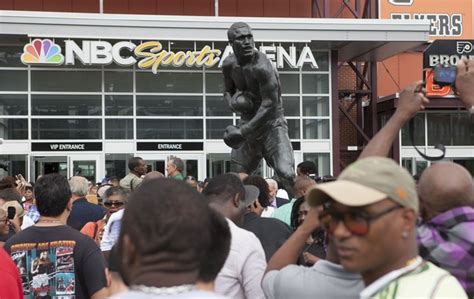 Gallery: Unveiling of Smokin' Joe Frazier statue Xfinity Live ...