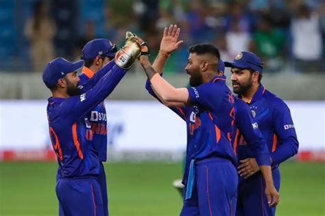 India Vs Pakistan Hardik Pandyas Emotional Tweet Goes Viral Hardik