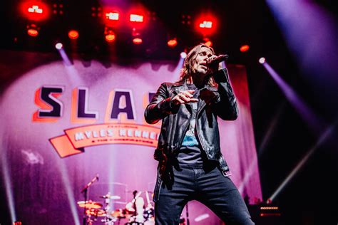 Slash Myles Kennedy Laut De Foto