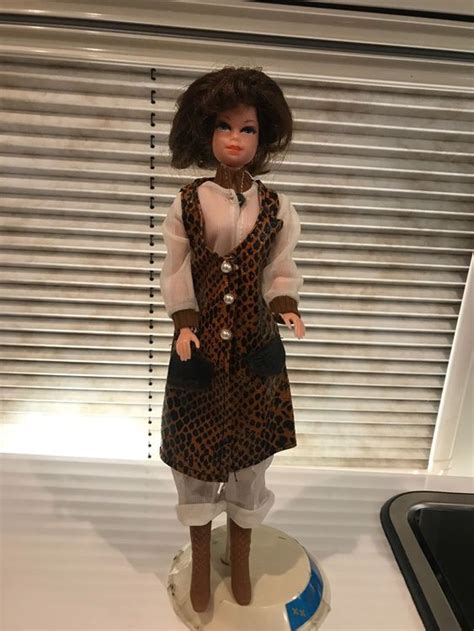 Seltene Hong Kong Plastik Barbie | Kaufen auf Ricardo