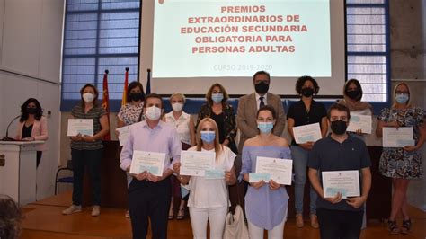 Entrega De Los Premios Extraordinarios De ESO Para Personas Adultas