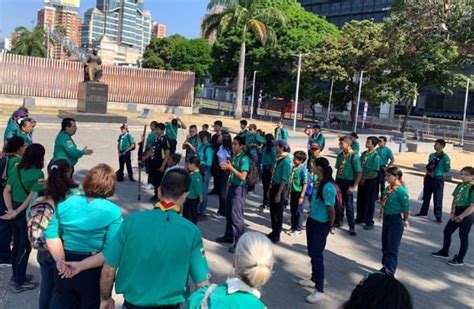 Movimiento Scout Celebra A Os Con Desfile Masivo En Caracas