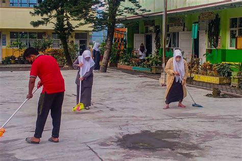 Terdampak Abu Vulkanik Sekolah Di Padang Panjang Tiadakan Kegiatan