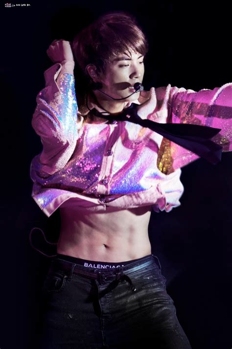 Jin Accidentally Flashed His Abs At Btss Fukuoka Concert