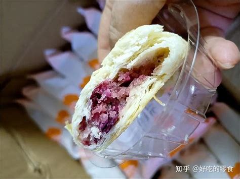 好吃的零食：阿婆家的鲜花饼、劲仔小鱼仔、玛呖德紫米面包、比比赞草原鲜乳大饼、巧克力豆曲奇饼干 知乎