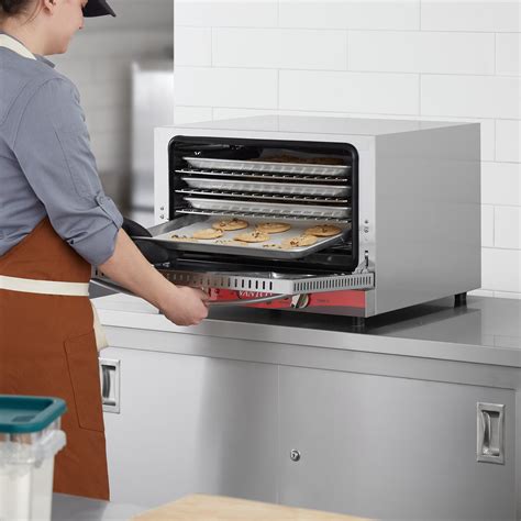 Avantco Half Size Commercial Convection Oven (Countertop)