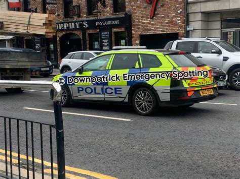 Ngz 8123 Psni Seat Leon Patrol Car In Downpatrick Recently Flickr