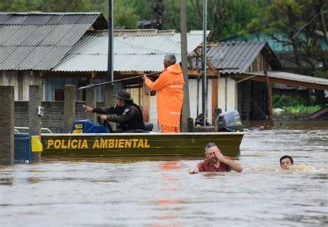 As Inunda Es No Rio Grande Do Sul Trazem Mais Impactos Negativos Al M