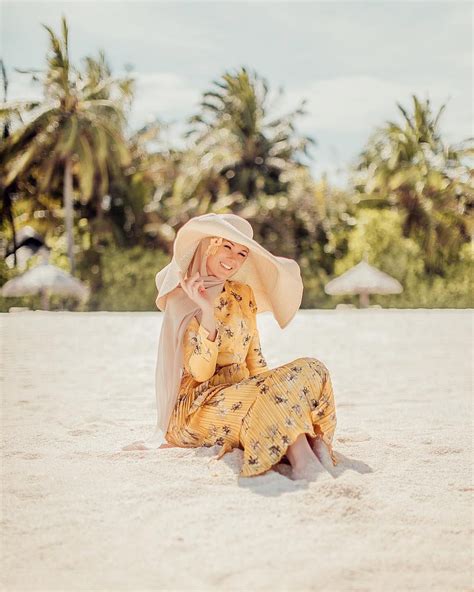 Pin Di Muslimah Beach Outfit Pakaian Pantai Baju Pantai Gambar Hamil